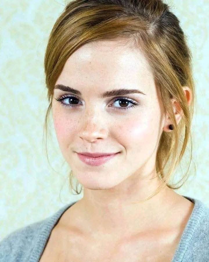 loIGse0B Emma Watson 06.jpg